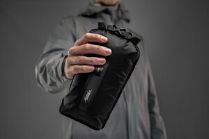 Гермомешок водонепроницаемый MATADOR FlatPak Drybag 2L Черный (MATFPDB2001BK), фото 6