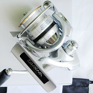 Катушка безынерционная DAIWA Caldia 2000U SHA, фото 2