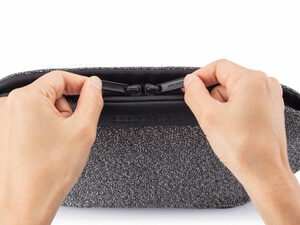 Сумка поясная для планшета до 7 дюймов XD Design Urban Bumbag, cерый, фото 3