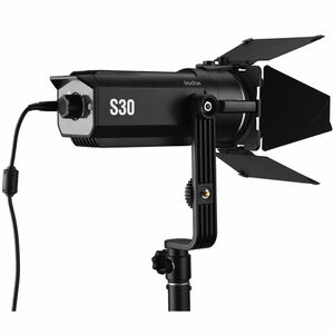 Осветитель светодиодный Godox S30 фокусируемый, фото 8