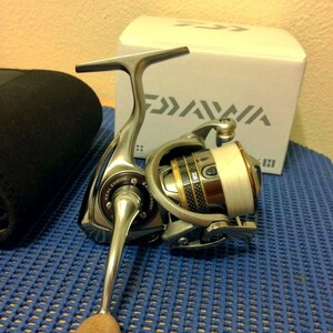 Катушка безынерционная DAIWA Luvias 2506 H (12), фото 2