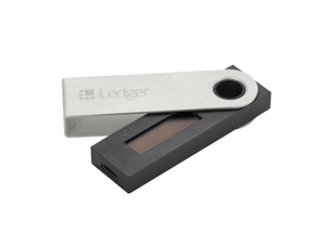 Аппаратный кошелек для криптовалют Ledger Nano S, черный, фото 1