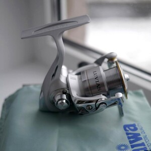 Катушка безынерционная DAIWA Luvias 3000 (07), фото 3