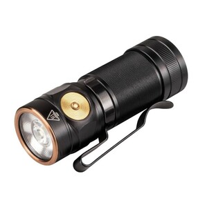 Фонарь Fenix E18R Cree XP-L HI LED, фото 2