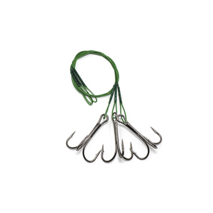 Поводок стальной NAMAZU Leader 1х7 Nylon Coated Green, d-0,42 мм, L-20 см, с тройным крючком 35647 R, фото 2
