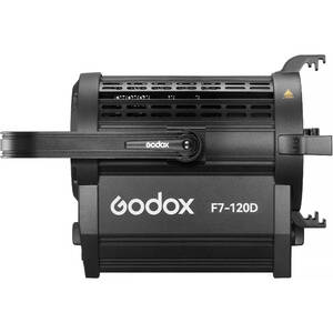 Осветитель светодиодный Godox F7-120D K2 с линзой Френеля, фото 4