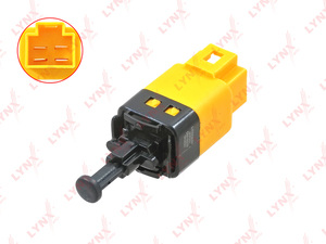 Выключатель стоп-сигнала LYNXauto DM-9238. Для CHEVROLET Aveo (T200) 1.4 03-08/ Aveo (T200) 1.5 03-08/ Aveo (T250) 1.2 06-11/ Aveo (T250) 1.4 06-11/ Epica 2.0 05-11/ Lacetti (J200) 1.4 16V 05-12/ Lacetti (J200) 1.6 16V 05-12/ Lacetti (J200) 1.8 05-, фото 2