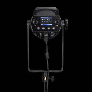 Осветитель светодиодный Godox SL150R студийный, фото 11