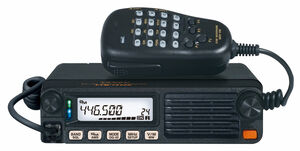 Автомобильная рация Yaesu FTM-7250DR, фото 1