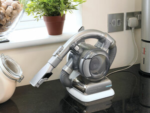 Аккумуляторный пылесос Black & Decker PD1820L с гибким шлангом, фото 6