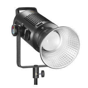 Осветитель светодиодный Godox SZ150R студийный, фото 2