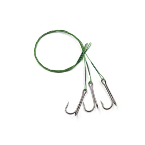 Поводок стальной NAMAZU Leader 1х7 Nylon Coated Green, d-0,42 мм, L-40 см, с двойным крючком 7826 Do, фото 2
