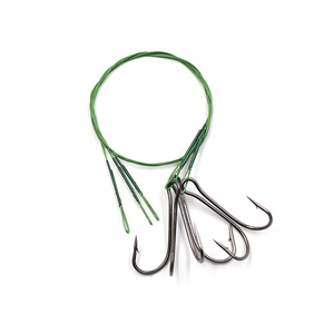 Поводок стальной NAMAZU Leader 1х7 Nylon Coated Green, d-0,42 мм, L-30 см, с двойным крючком 7826 Do, фото 2