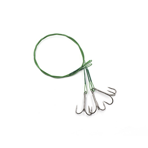 Поводок стальной NAMAZU Leader 1х7 Nylon Coated Green, d-0,42 мм, L-40 см, с тройным крючком 35647 R, фото 2