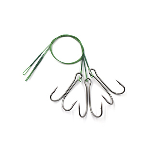 Поводок стальной NAMAZU Leader 1х7 Nylon Coated Green, d-0,42 мм, L-20 см, с двойным крючком 7826 Do, фото 2